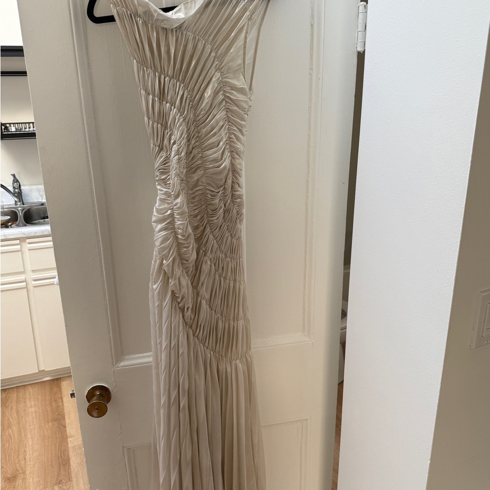 Georgia Hardinge Fossil Ivory Metallic Dress Pleated - Picture 7 of 7